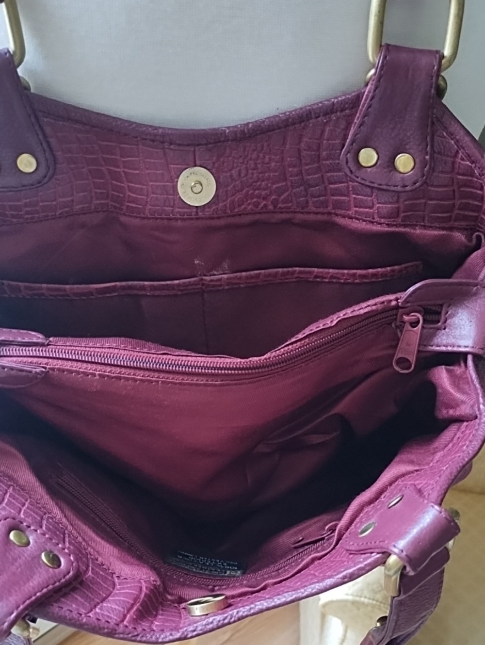 Red Leather Shoulder Bag - Picture 3 of 8